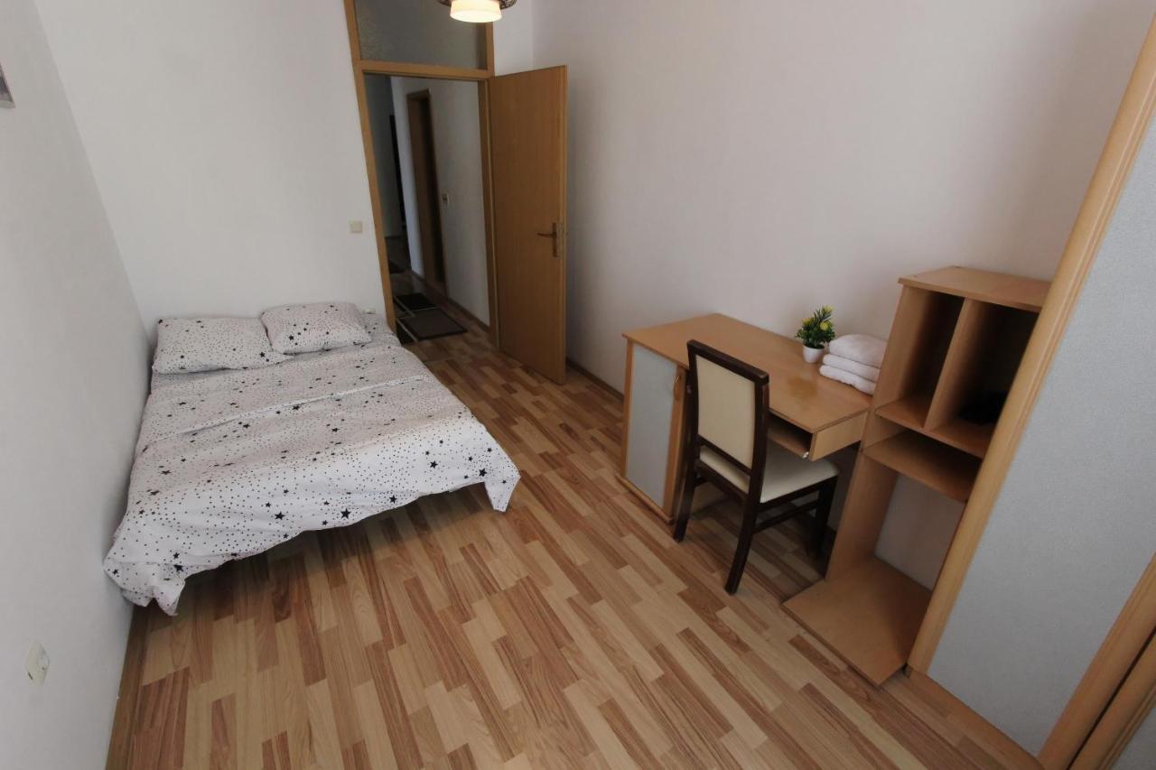 Kasumi Apartment プリシュティナ エクステリア 写真
